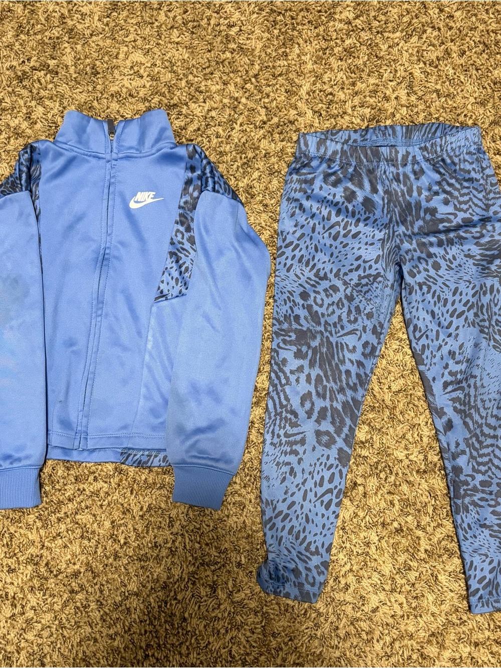 Nike Blue Animal-Print Zip Jacket & Matching Joggers